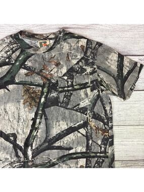 Vintage Russell Athletic Mossy Oak Camouflage T-shirt